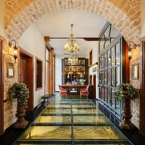Hotel 1207 Special Class